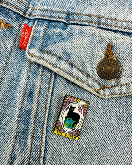 Brosche – Katzen-Tarot | Die Welt | Halloween-Accessoires