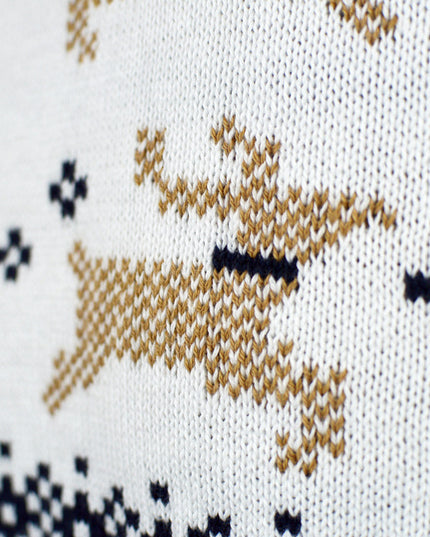 Chic White Christmas Sweater for Men with Alaska Design