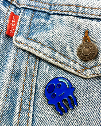 Quallen-Anstecknadel III – Wasseraccessoire für Meeresliebhaber