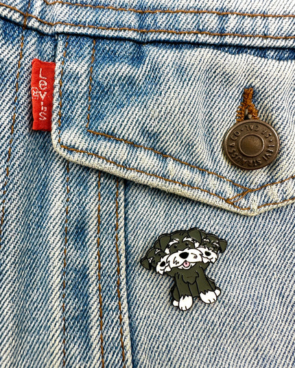 Anstecknadel mit dreiköpfigem Hund | Tags: Accessoires