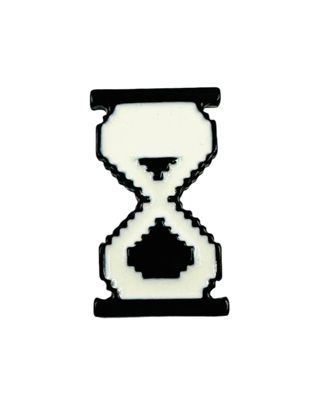 Pixel-Sanduhr-Anstecknadel für Accessoires