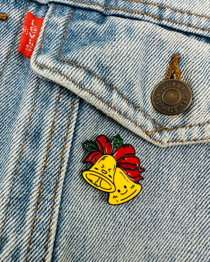 Brosche – Glöckchen-Emoji | Festliche Accessoires für Weihnachten