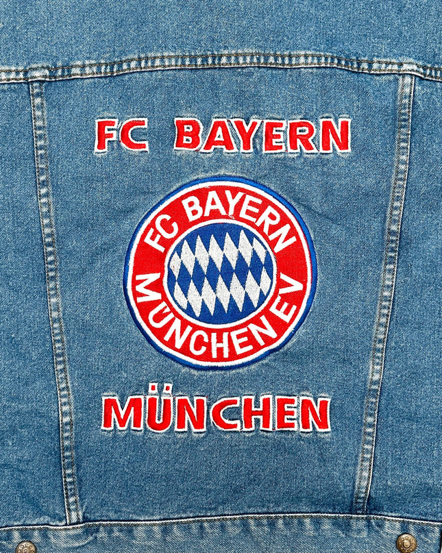 Vintage FC Bayern München Jeansweste | Stylische Fanausrüstung