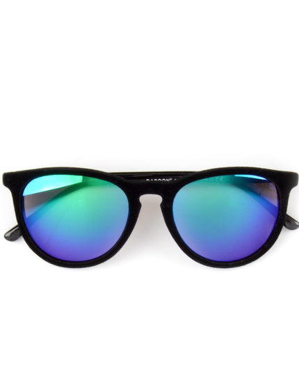 Blaues Plüschaccessoire – weich und trendig