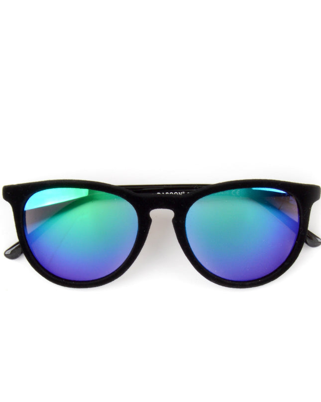 Blaues Plüschaccessoire – weich und trendig