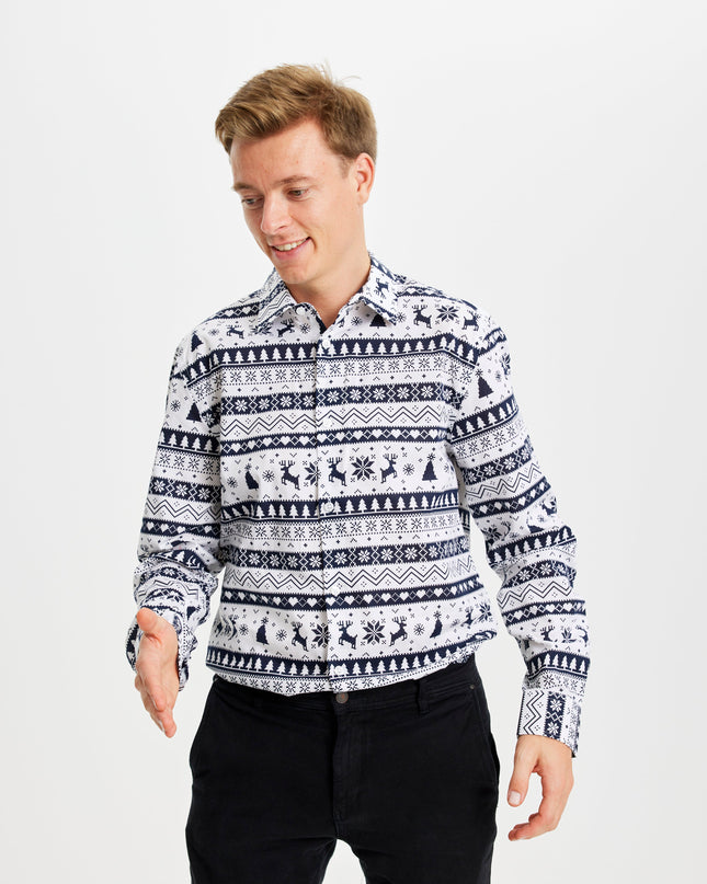 Winterliches Weihnachtshemd für saisonalen Stil