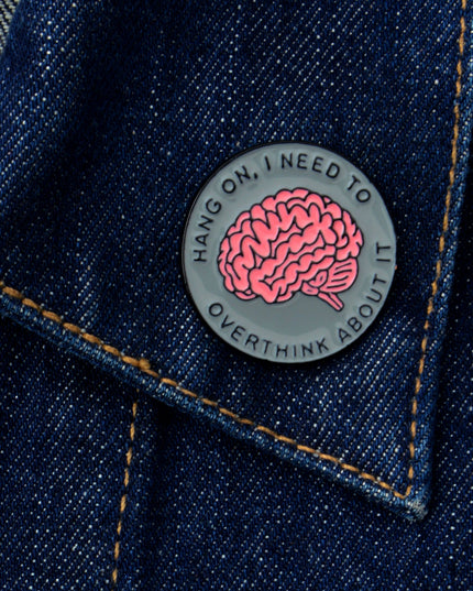 Pin – Überdenken Sie Ihr durchdachtes Accessoire für alle Altersgruppen