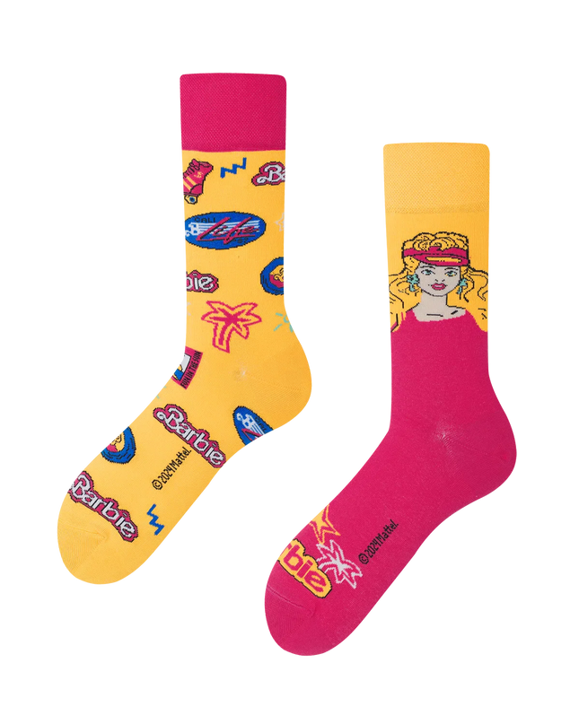 Socken im Stil der 90er mit Barbie-Motiv | Tags: Weihnachtssocken