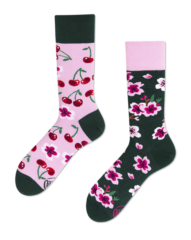 Many Mornings Zokni – Kirschblüten-Spaßsocken für alle Altersgruppen