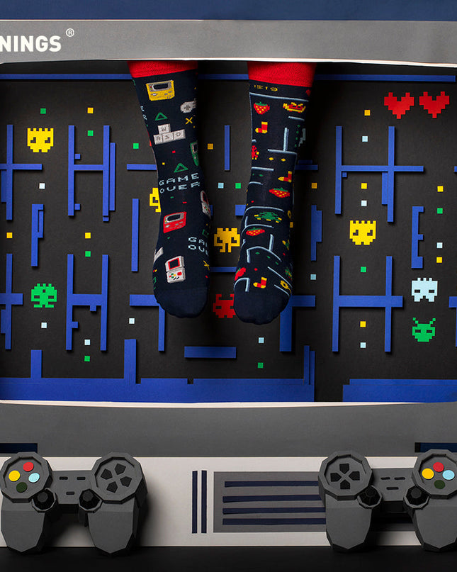 Many Mornings Zokni – Game Over Spaßsocken für alle Altersgruppen