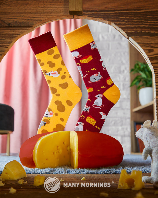 Many Mornings Zokni – Lustige Socken mit Maus und Käse für alle Altersgruppen