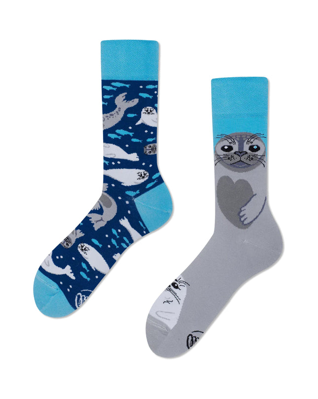 Socken mit dem Aufdruck „Viele Morgen“ – Design „Rettet die Robben“
