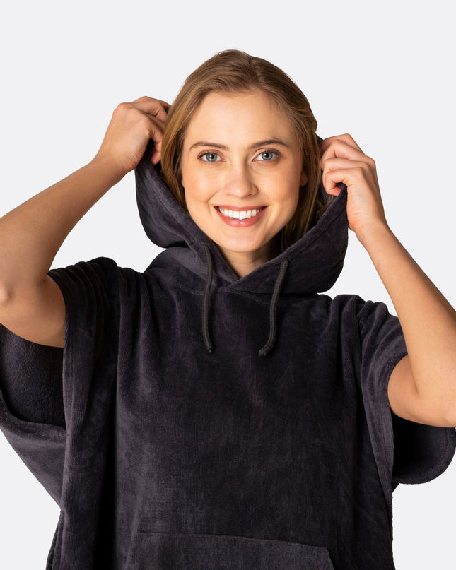 Anthrazitgrauer Handtuchponcho