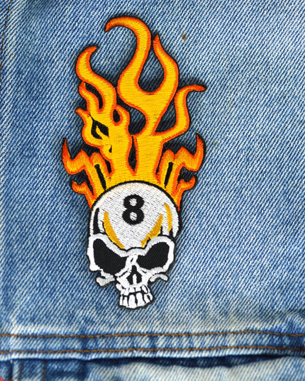 Patch – Flammender Totenkopf | Halloween-Kostüme