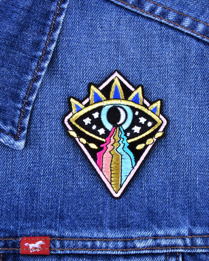 Felvarró - Eye in Space Cosmic Embroidery Patch