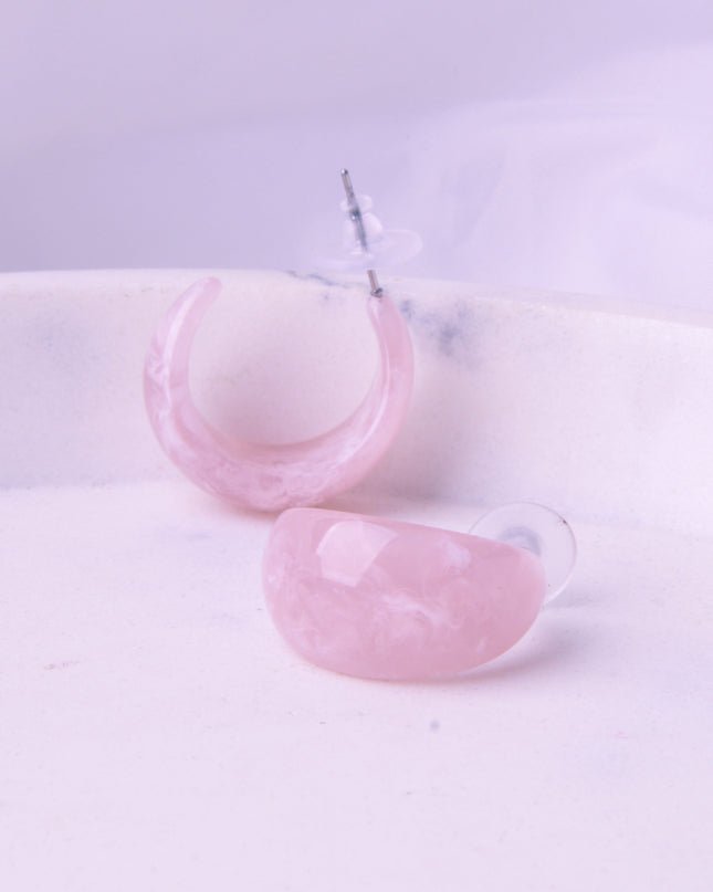 Ohrringe aus puderfarbenem Bernstein