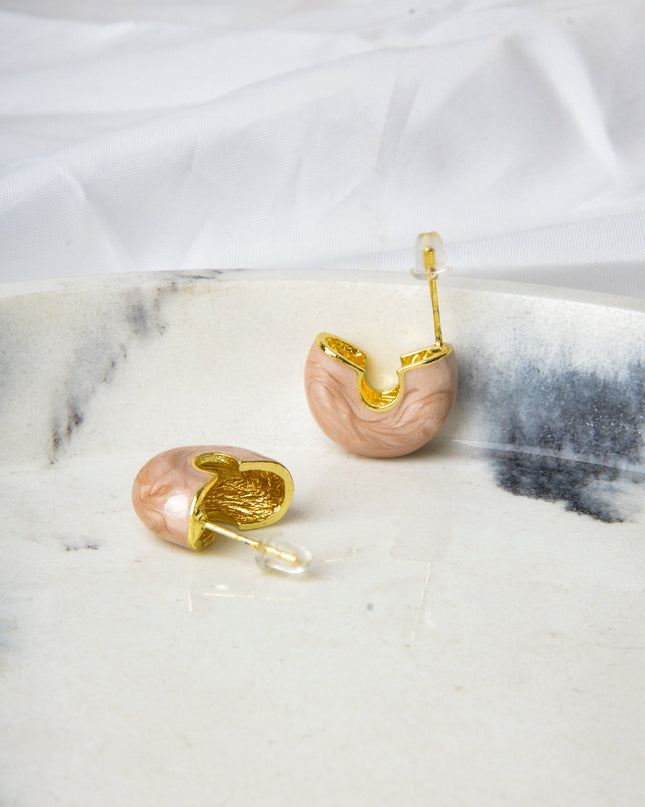 Beige Shell Earrings