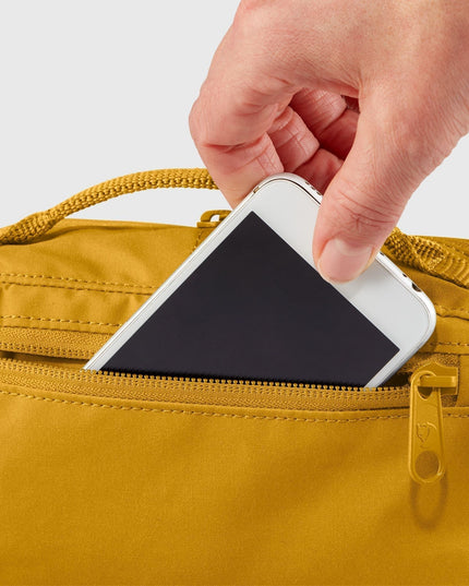 Fjallraven Kanken Hüfttasche – Brombeere