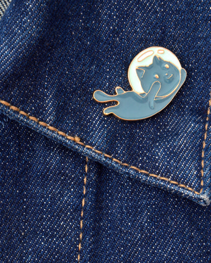Astrocat-Anstecknadel – Lustiges Halloween-Kostümaccessoire