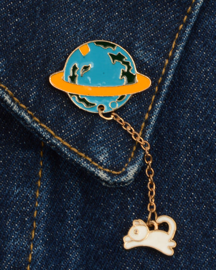 Kitűző - Cat Planet Whimsical Accessory