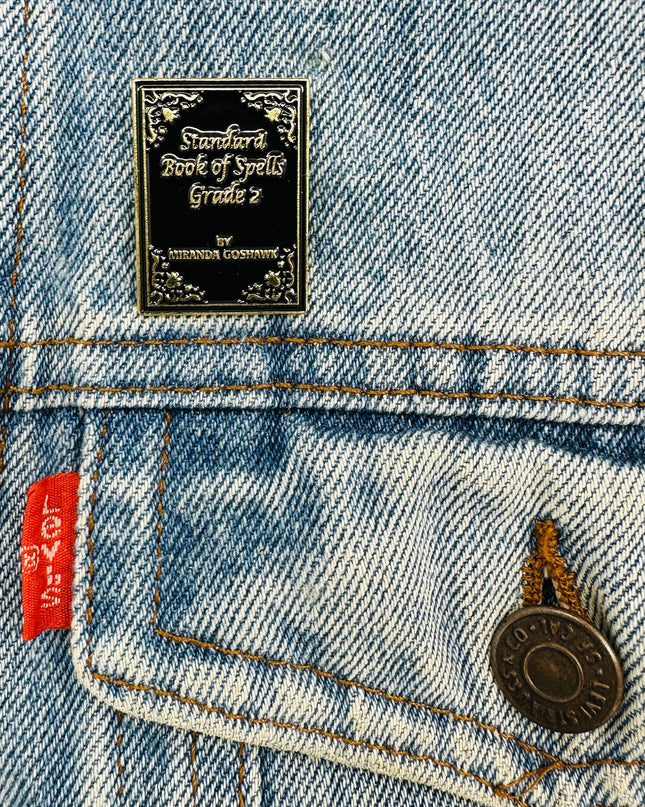 Brosche – Zauberbuch | Accessoires, Halloween