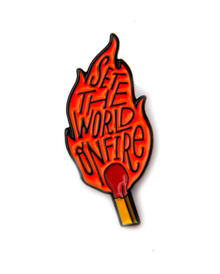 Anstecknadel – Streichholz-Accessoire für alle