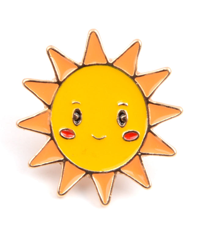 Kitűző - Sun Bright Accessory for Any Occasion