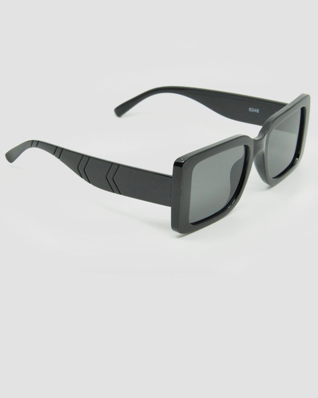 Modern Black Arrow Accessory for Trendsetters