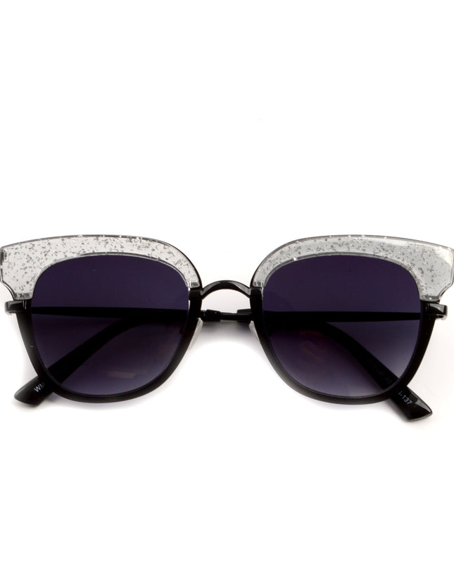 Flauschige graue Accessoires