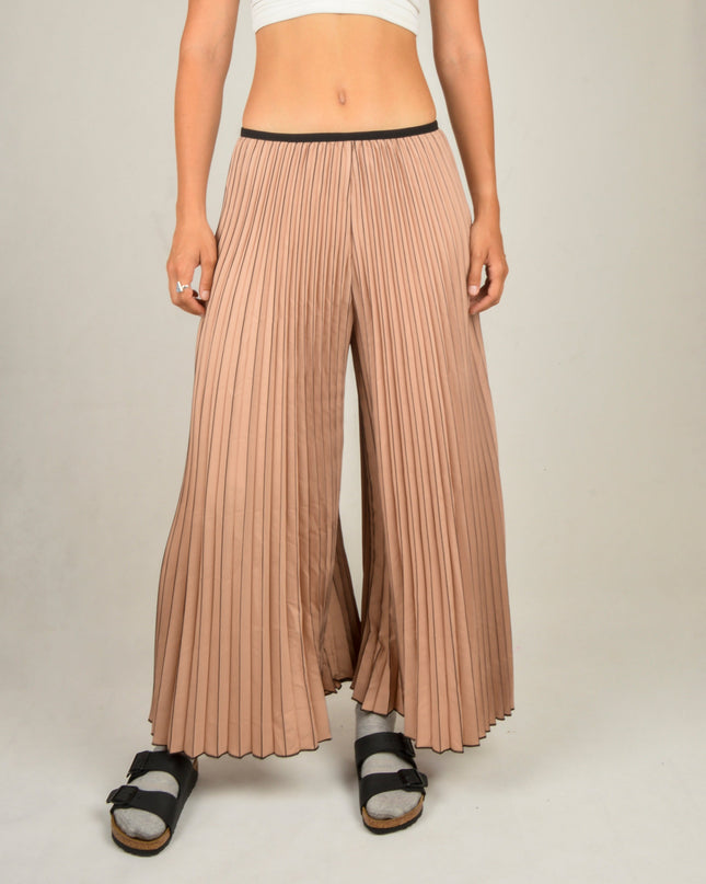 Faltenhose – Beige für kuscheligen Tragekomfort