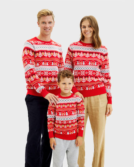Roter Familien-Weihnachtspullover mit Schneemännern und Bäumen aus Bio-Baumwolle