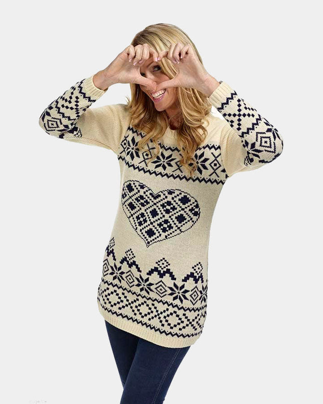 Beigefarbenes Weihnachtskleid mit Herz