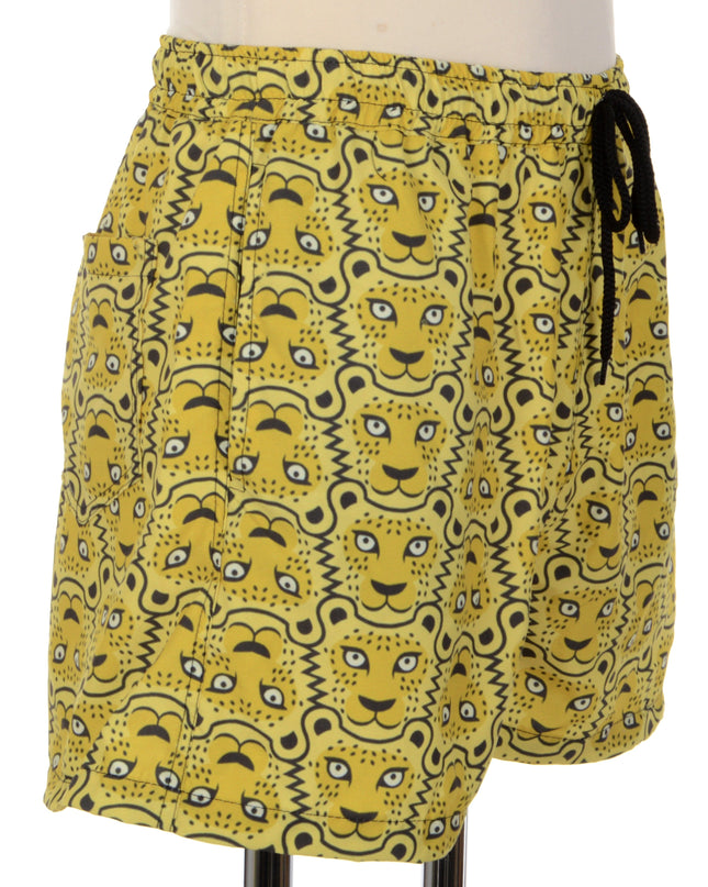 Shorts mit Leopardenmuster – Trendige Sommerkleidung