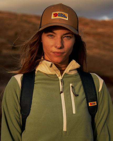 Fjallraven Vardag Long Sleeve Cap in Timber Brown