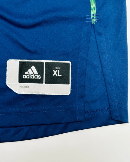 Vintage Adidas Highlanders Trikot für Herren und Damen