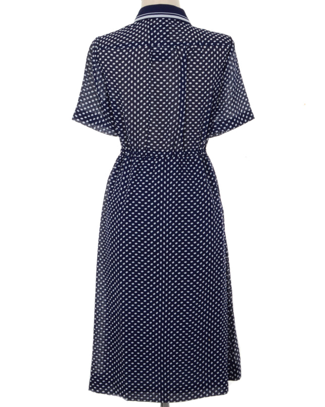 Vintage-Kleid – Perlmuttfarben | Vielseitig einsetzbar für Weihnachten und Halloween