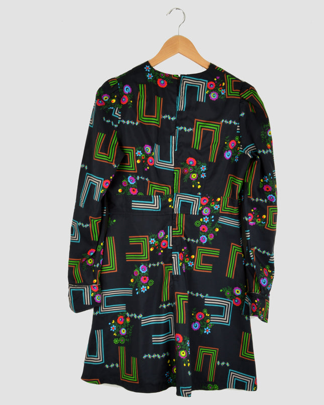 Vintage-Kleid - Linien