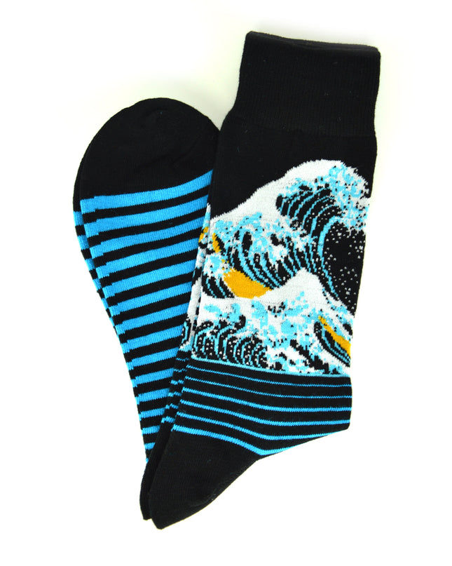 Gestreifte Hokusai-Socken – lustig und künstlerisch